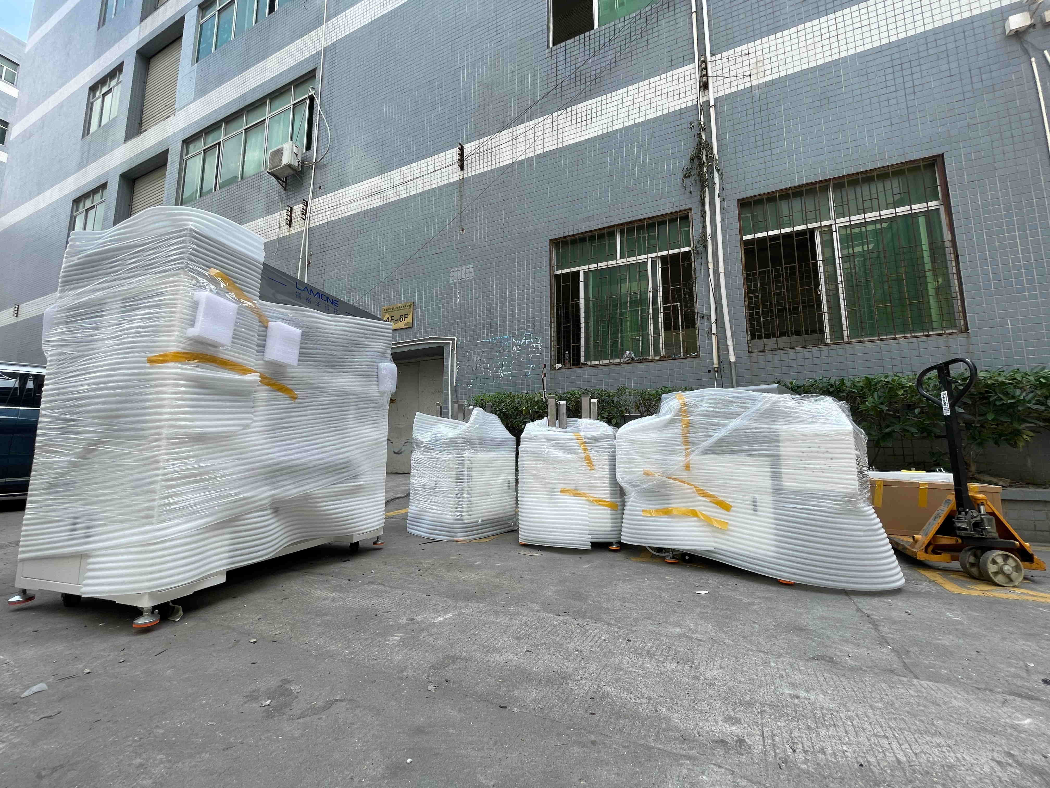 鐳銘洋設(shè)備啟程深圳，精湛工藝與卓越品質(zhì)贏得市場(chǎng)青睞